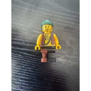 Lego pirate minifigure
